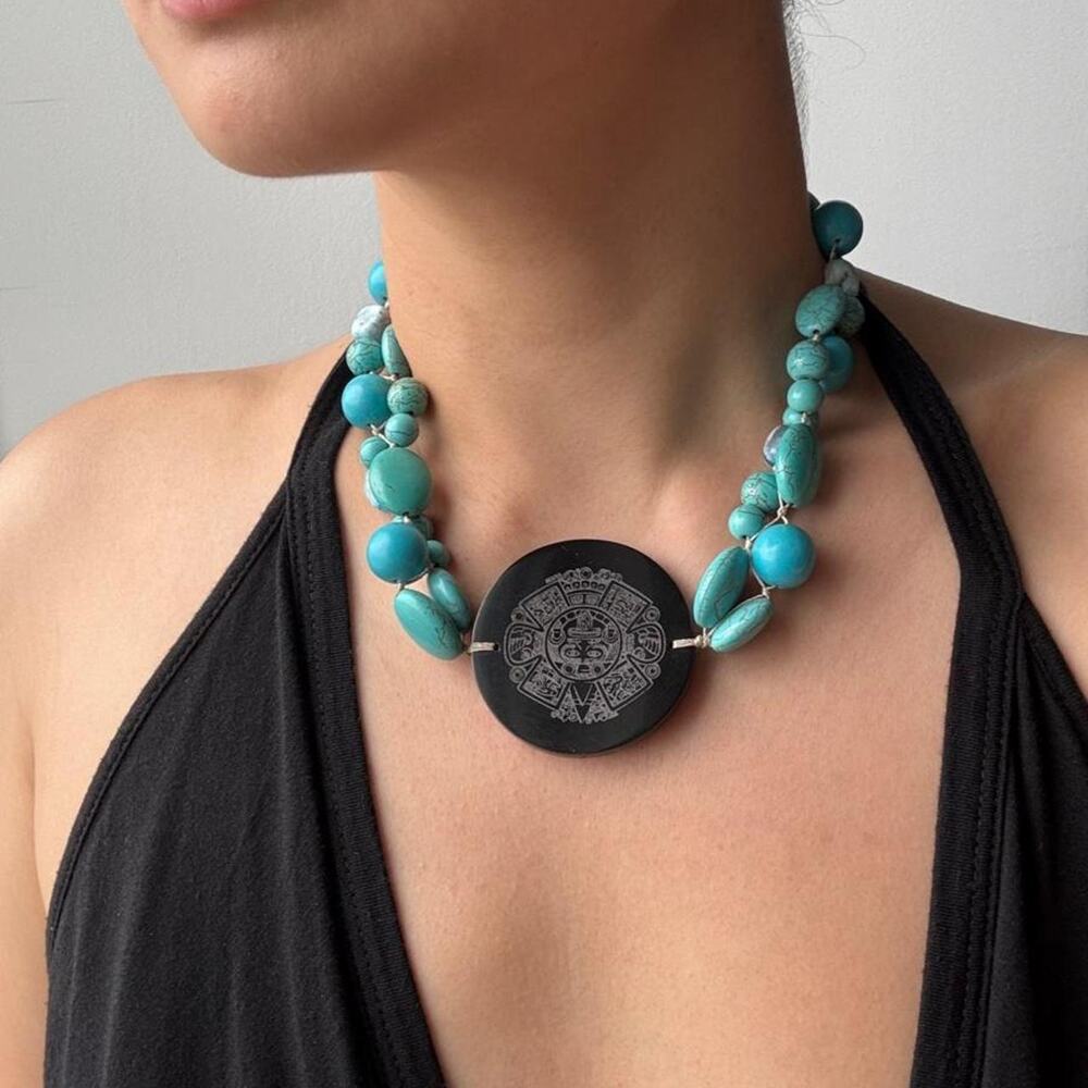 VTG Turquoise and black aztec necklace
